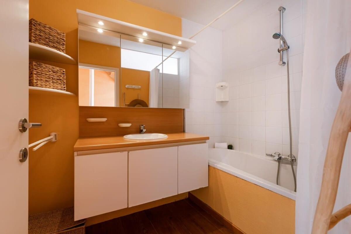 Вилла Huswell - Charming Town-House In The Center Of Брюгге Экстерьер фото